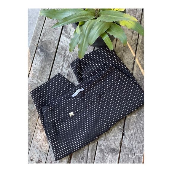 Black Polkadot Flocked Bermuda Shorts Stretch - Picture 2 of 8